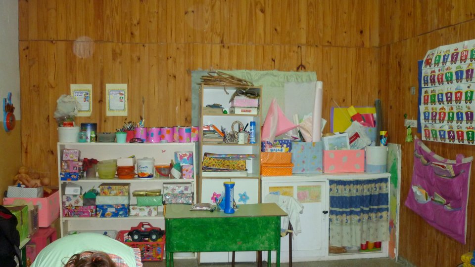 Entrega de material escolar al “Hogar Feliz” (CEC Nº 801)